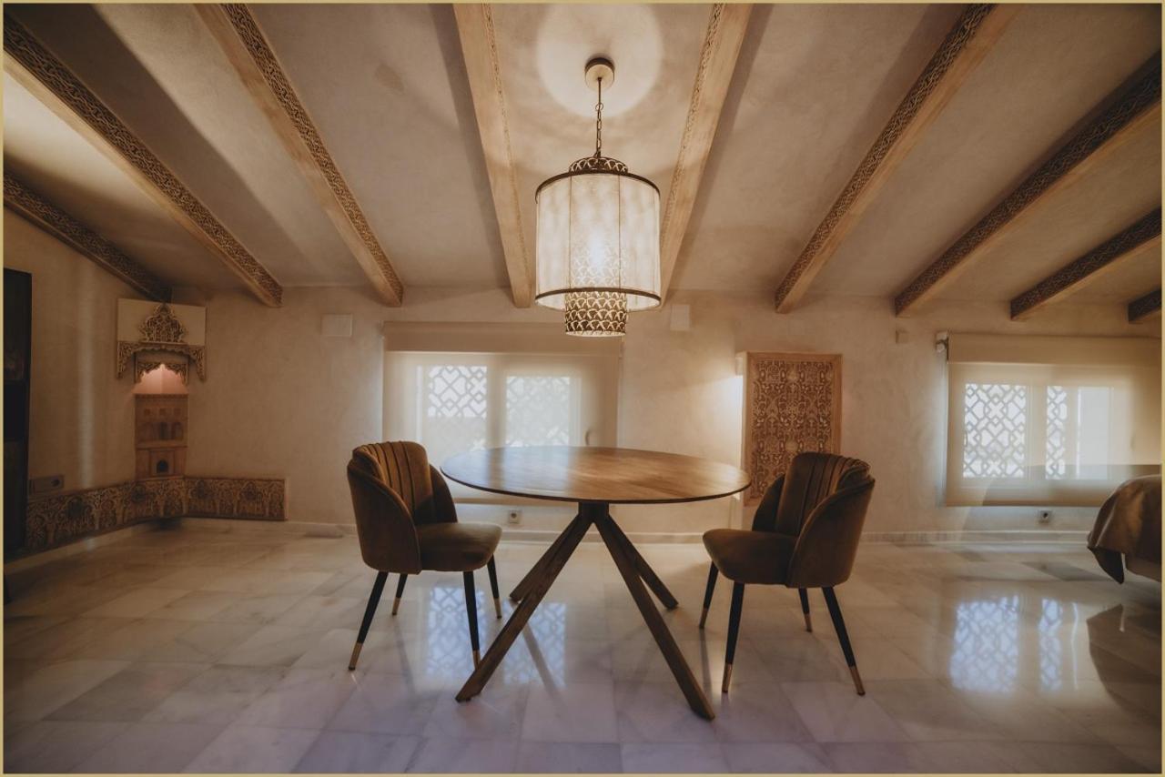 La Posada Del Limonero Fuentes de Andalucia Luaran gambar